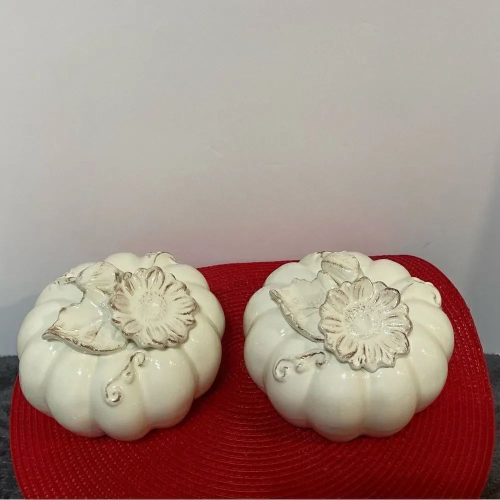 Pumpkins Set of 2 NWT - Picture 3 of 6